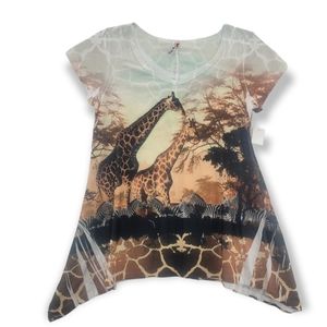 Big Bang V-neck T-Shirt Giraffe Zebra Safari Design Size Small